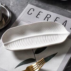 White Ceramic Leaf Plate – Minimalist & Chic